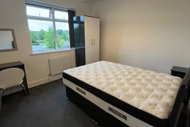 3 bed house, Leek Road, Shelton, Stoke, ST42BW - Image 7