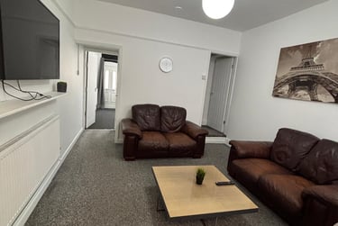 4 bed house, Ashford Street, Shelton, Stoke, ST42EN - Image 8