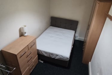 4 bed house, Lewis Street, Shelton, Stoke, ST47RS - Image 9