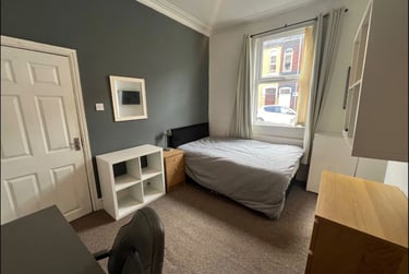 5 bed house, Ashford Street, Shelton, Stoke, ST42EH - Image 1