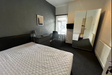 5 bed house, Watford Street, Shelton, Stoke, ST42EW - Image 4