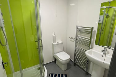 5 bed house, Aynsley Road, Shelton, Stoke, ST42RA - Image 7