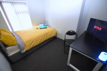 4 bed house, Queen Anne Street, Shelton, Stoke, ST42EQ - Image 7