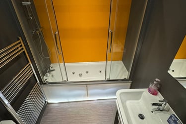 4 bed house, Stubbs Gate, Basford, Keele, ST51LU - Image 13