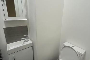 3 bed house, Leek Road, Shelton, Stoke, ST42BW - Image 8