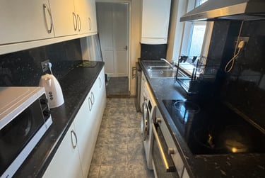 3 bed house, Conway Street, Shelton, Stoke, ST42BL - Image 7