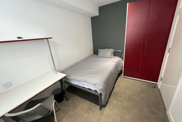 4 bed house, Watford Street, Shelton, Stoke, ST42EW - Image 4