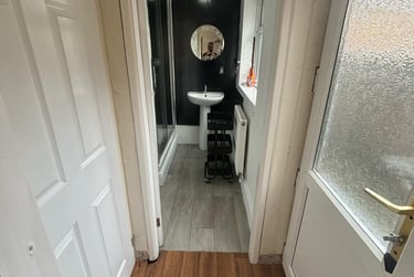 3 bed house, Thornton Road, Shelton, Stoke, ST42BD - Image 8