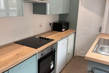 3 bed house, Spencer Road, Shelton, Stoke, ST42BE - Image 7