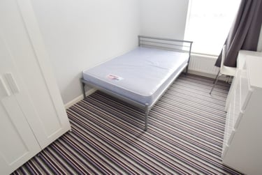 5 bed house, Boughey Road, Shelton, Stoke, ST42BQ - Image 7