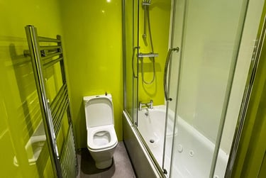 4 bed house, Spencer Road, Shelton, Stoke, ST42BE - Image 7