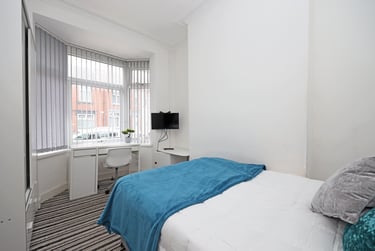 4 bed house, Boughey Road, Shelton, Stoke, ST42BN - Image 12