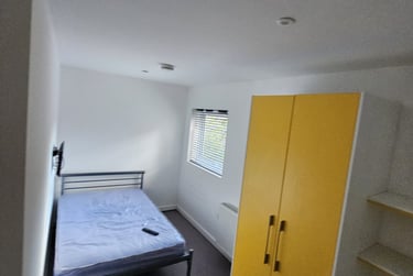 5 bed house, Boughey Road, Shelton, Stoke, ST42BN - Image 10