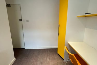 6 bed house, Carlton Road, Shelton, Stoke, ST42BG - Image 9