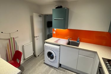 5 bed house, Queen Anne Street, Shelton, Stoke, ST42EQ - Image 8