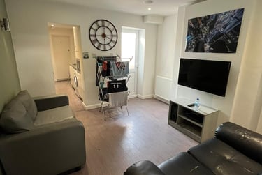 4 bed house, Watford Street, Shelton, Stoke, ST42EW - Image 9