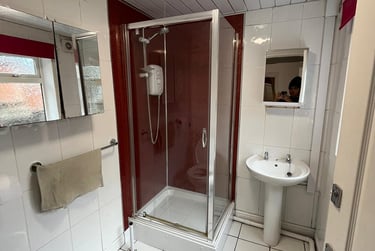 2 bed house, Thornton Road, Shelton, Stoke, ST42BD - Image 7