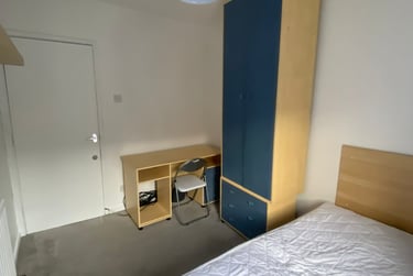 4 bed house, Queen Anne Street, Shelton, Stoke, ST42EQ - Image 10