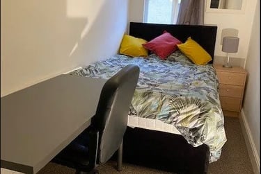 5 bed house, Ashford Street, Shelton, Stoke, ST42EH - Image 9