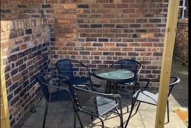 5 bed house, Watford Street, Shelton, Stoke, ST42EW - Image 9