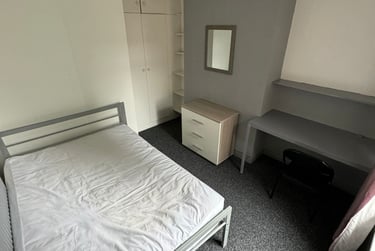 5 bed house, Seaford Street, Shelton, Stoke, ST42ET - Image 4