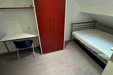 5 bed house, Ashford Street, Shelton, Stoke, ST42EL - Image 1