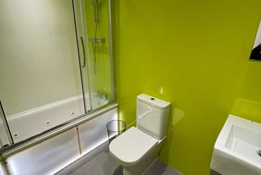 5 bed house, Thornton Road, Shelton, Stoke, ST42BD - Image 9