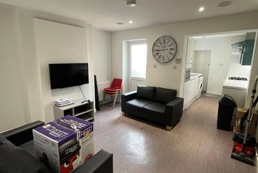 5 bed house, Beresford Street, Shelton, Stoke, ST42EX - Image 9