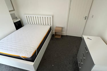 3 bed house, Watford Street, Shelton, Stoke, ST42EW - Image 6