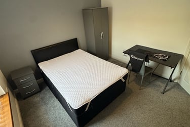 3 bed house, Newlands Street, Shelton, Stoke, ST42RF - Image 2