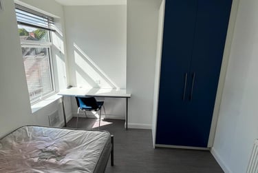 4 bed house, Watford Street, Shelton, Stoke, ST42EW - Image 4