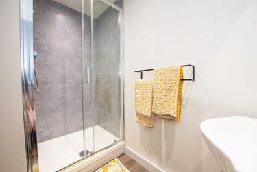 6 bed flat, Church Street, City Centre, Ormskirk, L393AG - Image 9