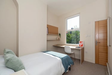 6 bed house, Hawarden Avenue, Sefton Park, Liverpool, L172AJ - Image 11