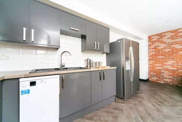 5 bed flat, Great Newton Street, Low Hill, Liverpool, L35RL - Image 6