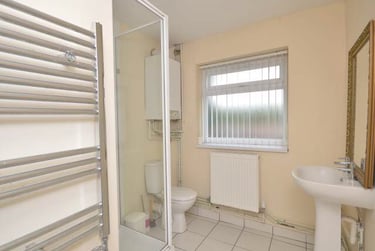 4 bed house, Waterloo Place, Brynmill, Swansea, SA20DE - Image 11