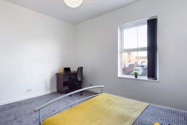 4 bed house, Waterloo Place, Brynmill, Swansea, SA20DE - Image 5