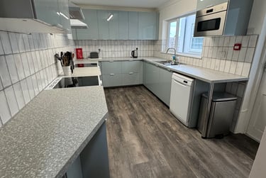 9 bed house, Blackboy Road, Mount pleasant, Exeter, EX46TB - Image 3