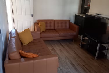 4 bed house, Parkfield street, Rusholme, Manchester, M147PT - Image 1