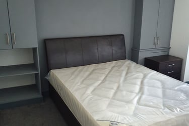 5 bed house, King Edwards Road, Brynmill, Swansea, SA14LL - Image 8