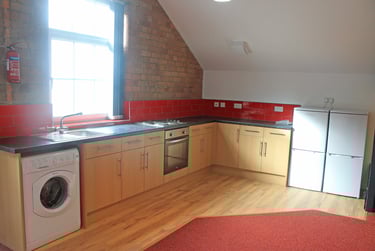 6 bed flat, Lower Parliament Street, Hockley, Nottingham, NG11EN - Image 1