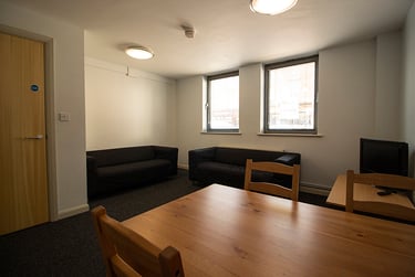 5 bed house, Mansfield Road, Arboretum, Nottingham, NG13HW - Image 1