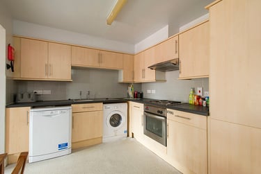 6 bed house, Allington Avenue, Lenton, Nottingham, NG71JX - Image 3