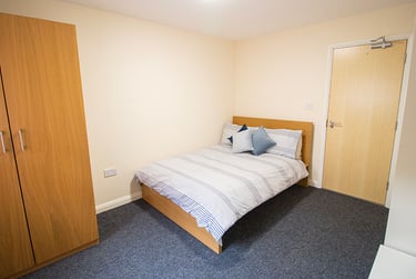 4 bed flat, North Sherwood Street, Arboretum, Nottingham, NG14EN - Image 2