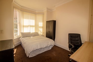 4 bed house, Forest Grove, Arboretum, Nottingham, NG14HS - Image 1