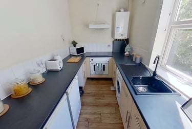 2 bed flat, Mansfield Road, Arboretum, Nottingham, NG13HX - Image 1