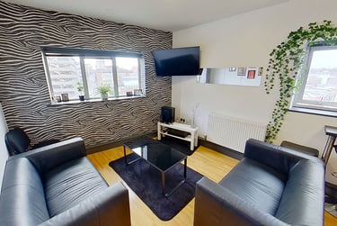 4 bed flat, Goldsmith Street, City Centre, Nottingham, NG15JS - Image 1