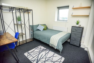 4 bed flat, Goldsmith Street, City Centre, Nottingham, NG15JS - Image 2