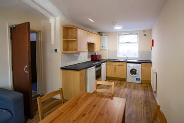 3 bed house, North Sherwood Street, Arboretum, Nottingham, NG14EF - Image 3