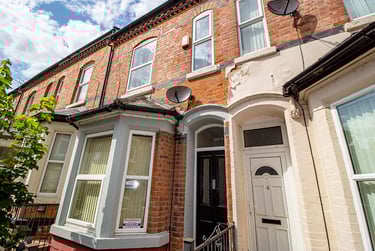 4 bed house, Forest Grove, Arboretum, Nottingham, NG14HS - Image 1