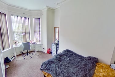 4 bed house, Forest Grove, Arboretum, Nottingham, NG14HS - Image 2